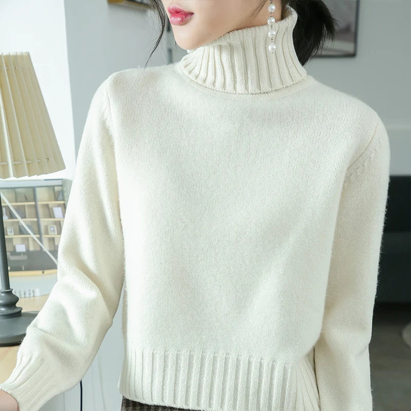 Renée | Klassischer Rollkragenpullover aus Kaschmir-Mix